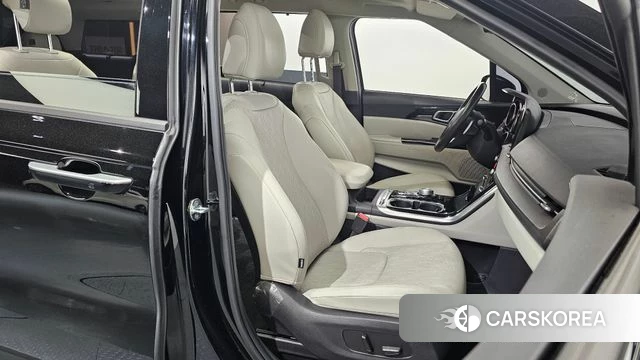 Kia Carnival 4th generation 2022 Черный из Кореи, фото 3