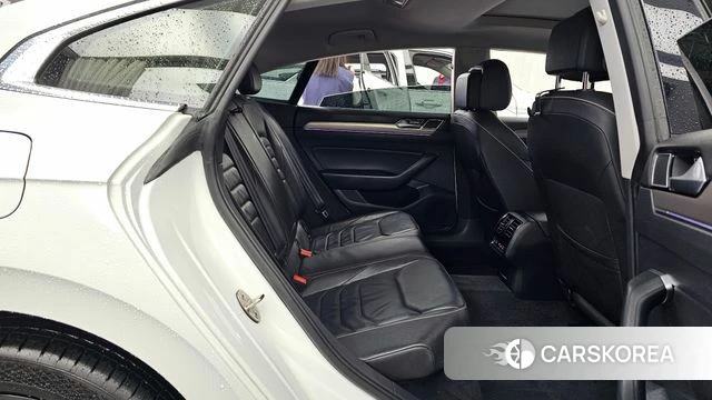 Volkswagen Arteon 2019 Белый из Кореи, фото 3