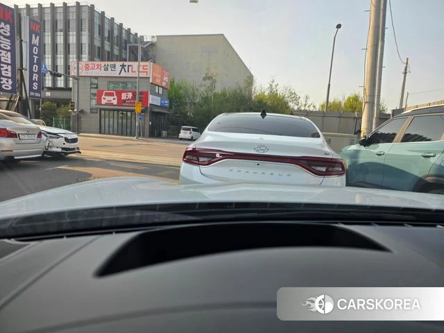 Porsche Panamera (971) 2021 Белый из Кореи, фото 3