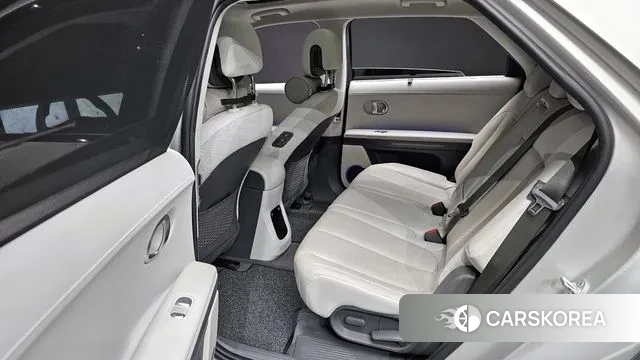 Hyundai Ionic 5 2022 Серебристо-серый из Кореи, фото 3