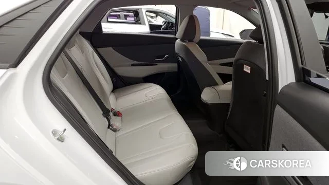 Hyundai Avante (CN7) 2020 Белый из Кореи, фото 3