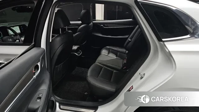 Hyundai The New Grandeur IG Hybrid 2021 Белый из Кореи, фото 3