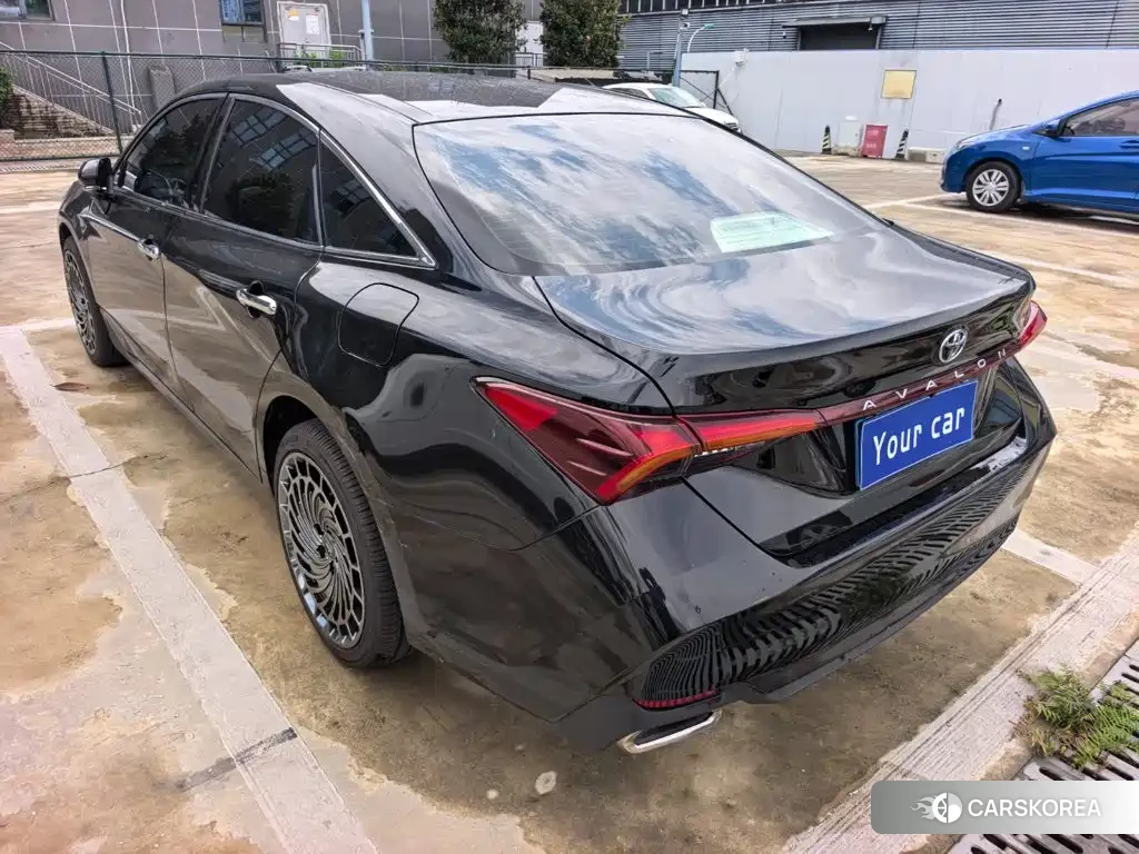 Toyota Avalon 2022 Черный из Китая, фото 3