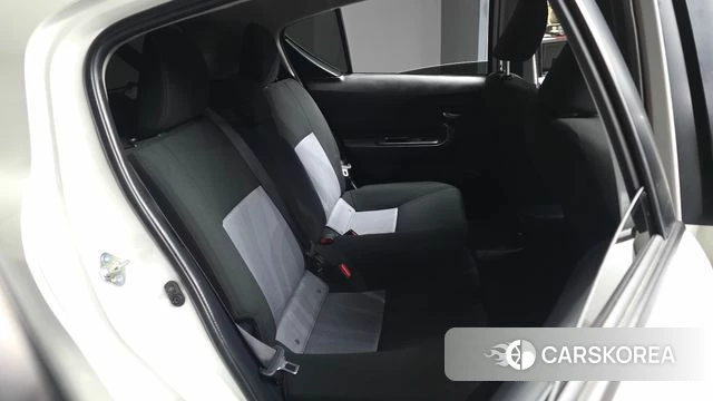Toyota Prius C 2019 Белый из Кореи, фото 3