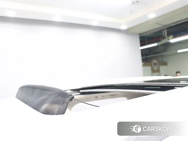 Ford Explorer 6th Generation 2023 Белый из Кореи, фото 3