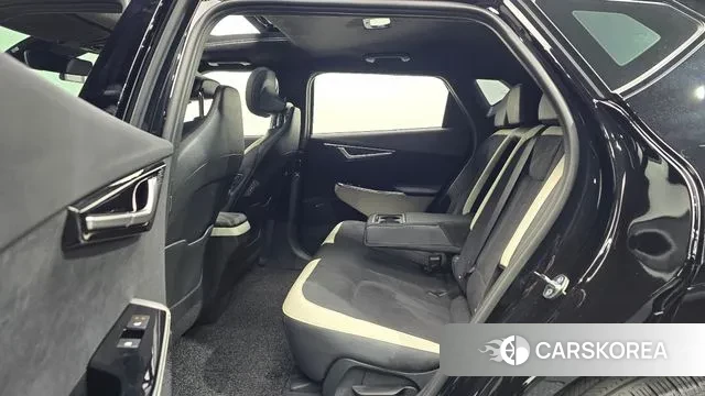 Kia EV6 2022 Черный из Кореи, фото 3