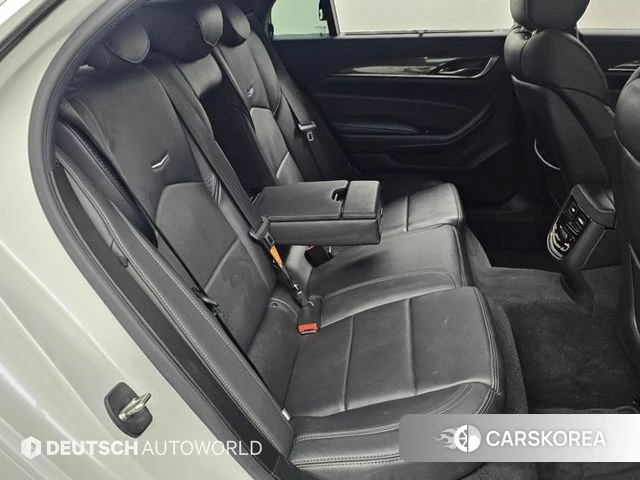 Cadillac CTS 3rd generation 2018 Белый из Кореи, фото 3