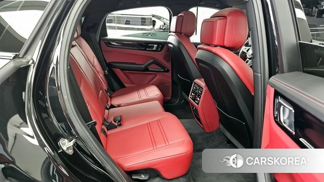 Porsche Cayenne (PO536) 2023 Черный из Кореи, фото 3