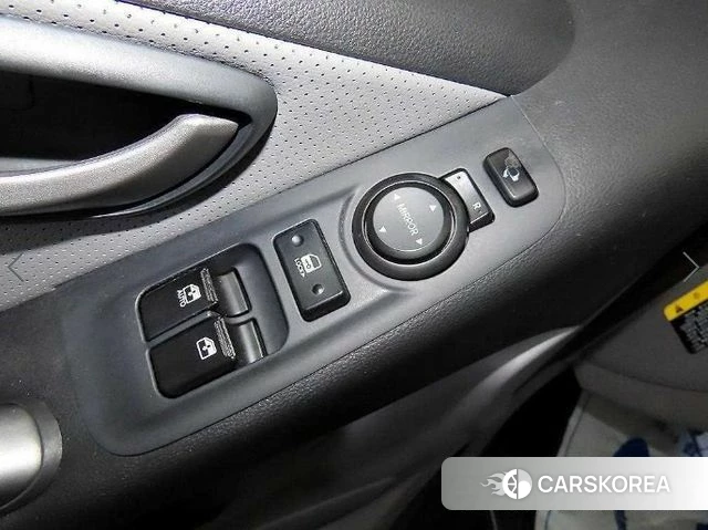 Hyundai The New Grand Starex 2018 Серебристо-серый из Кореи, фото 3