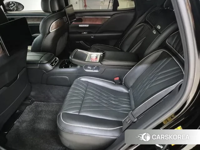 Genesis G90 (RS4) 2022 Черный из Кореи, фото 3