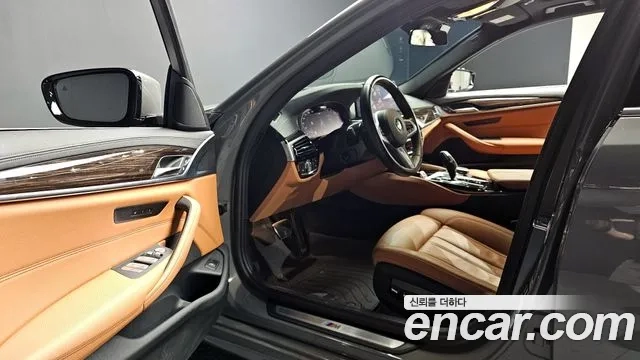 BMW 5 Series (G30) 2021 Серый из Кореи, фото 3