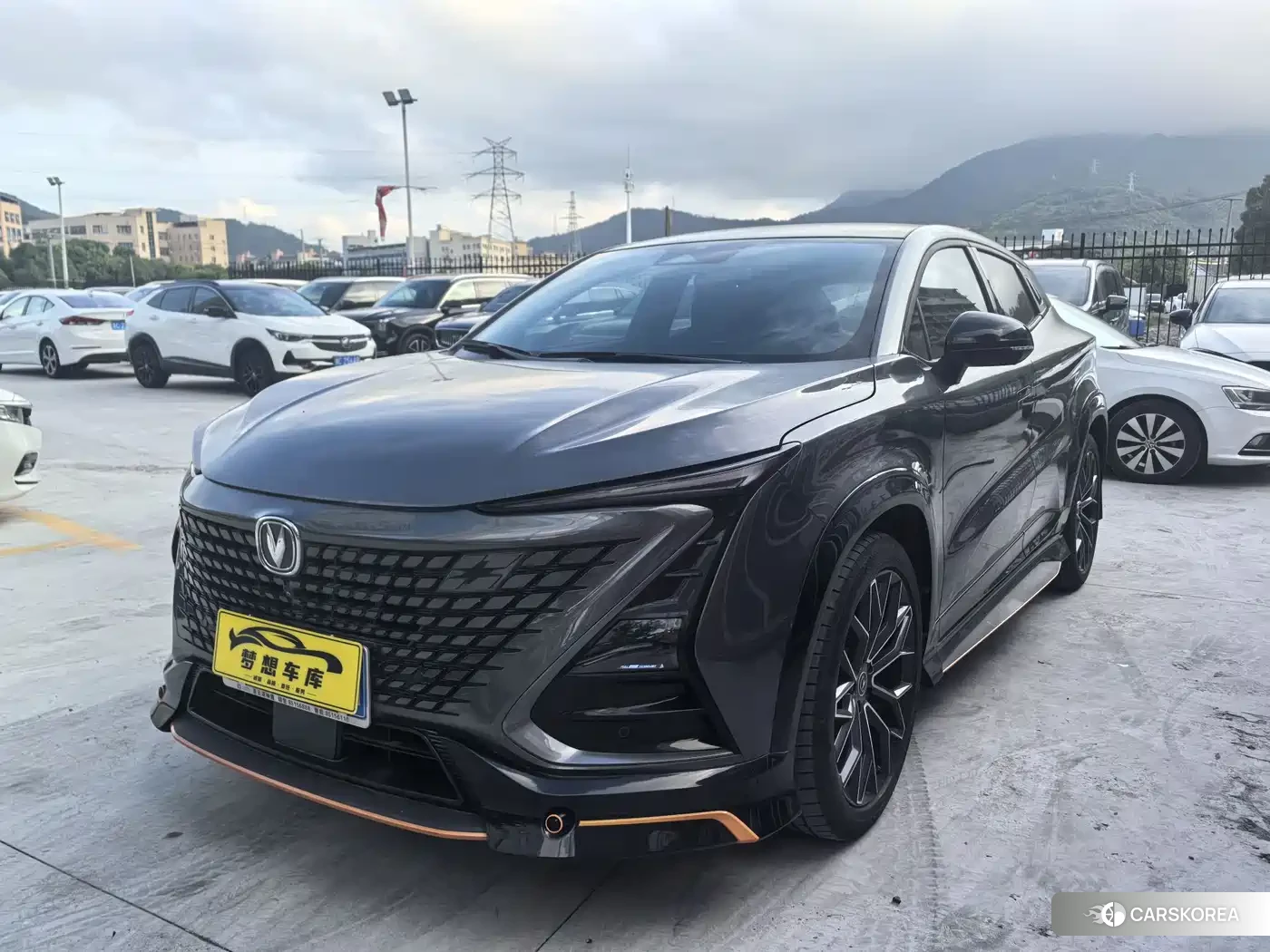 Chang'an UNI-T 2022 Silver/gray из Китая, фото 3