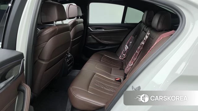BMW 5 Series (G30) 2020 Белый из Кореи, фото 3
