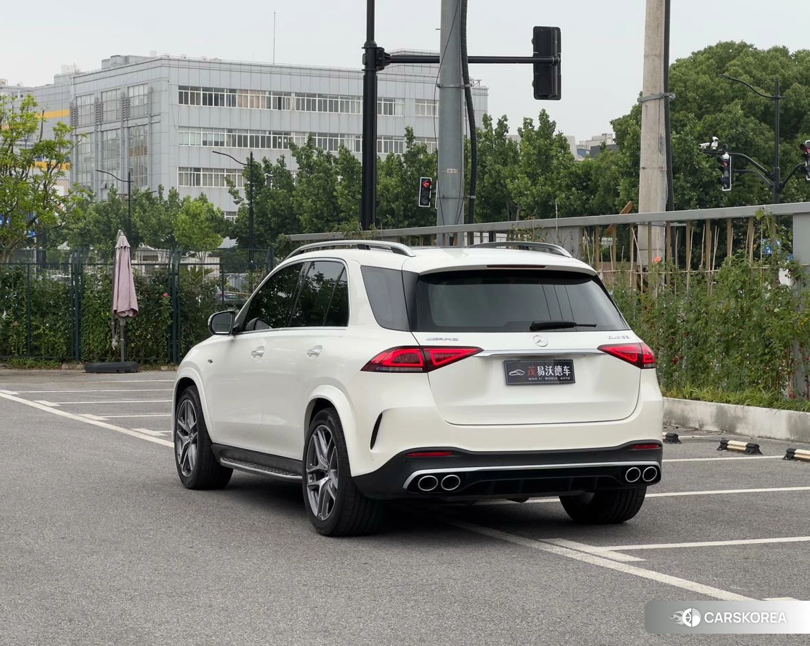 Mercedes-Benz GLE AMG 2023 Белый из Китая, фото 3