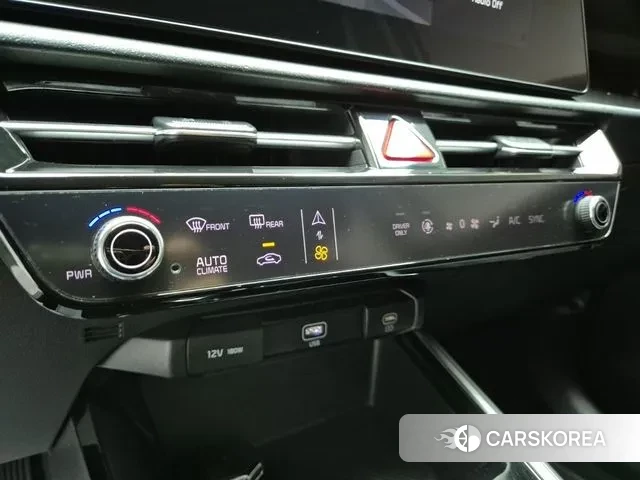 Kia Di Ol Nu Niro 2022 Белый из Кореи, фото 3