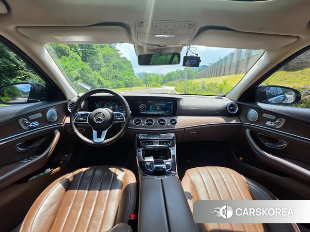 Mercedes-Benz E-Class W213 2019 Черный из Кореи, фото 3