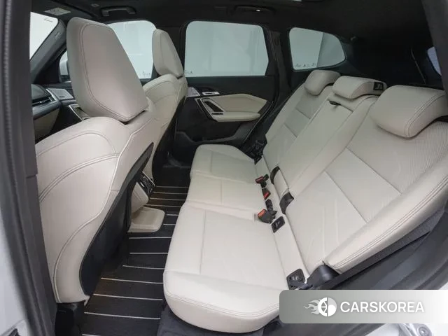 BMW X1 (U11) 2025 Белый из Кореи, фото 3