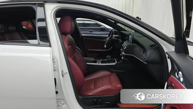 Kia Stinger 2018 Белый из Кореи, фото 3