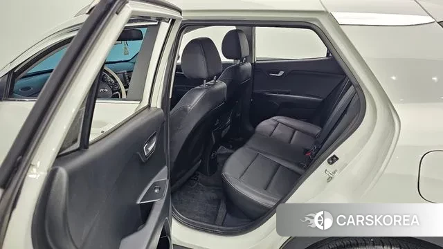 Kia Stonic 2019 Белый из Кореи, фото 3