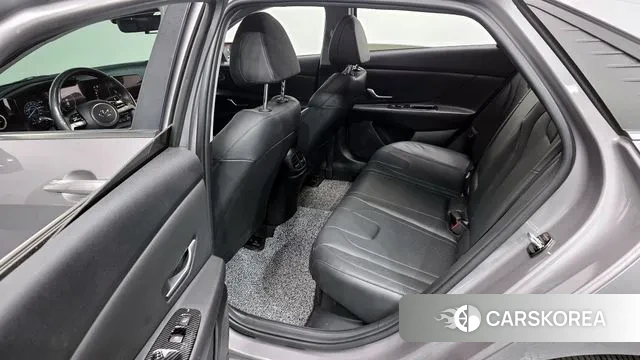 Hyundai Avante Hybrid (CN7) 2022 Серый из Кореи, фото 3