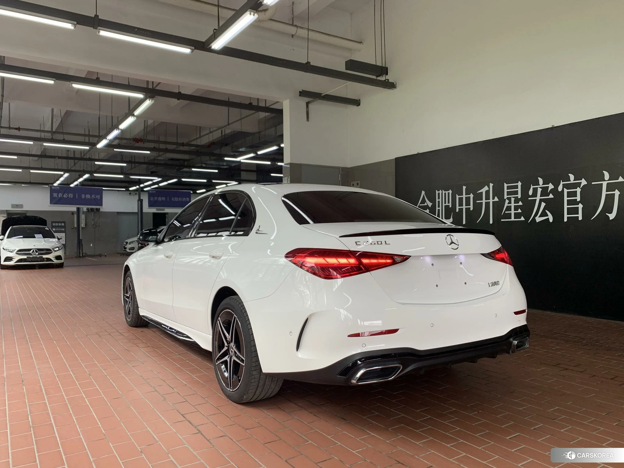Mercedes-Benz Class C 2024 Белый из Китая, фото 3