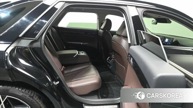 Hyundai Grandeur Hybrid (GN7) 2023 Черный из Кореи, фото 3