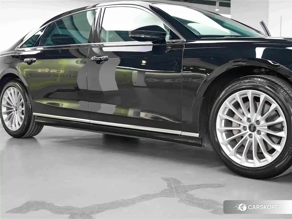 Audi A8 2025 Черный из Китая, фото 3