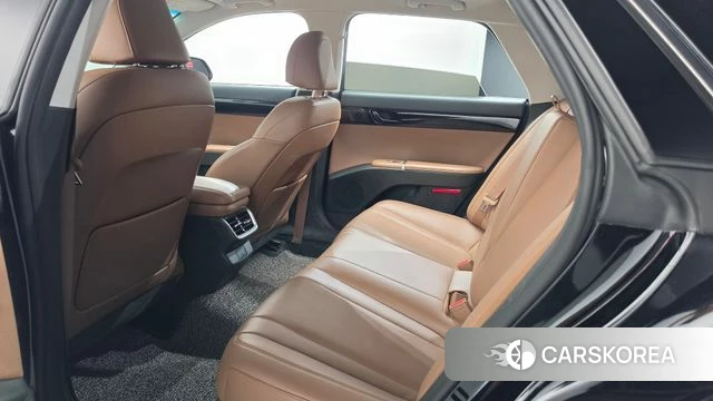 Hyundai Grandeur Hybrid (GN7) 2023 Черный из Кореи, фото 3