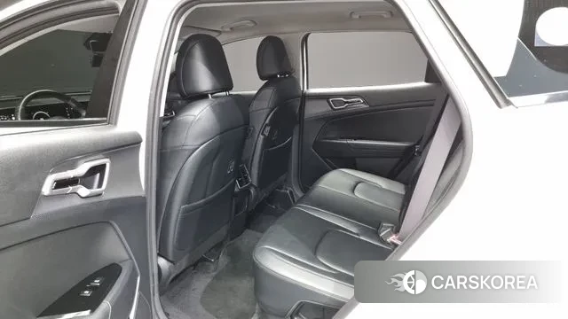 Kia Sportage 5th Generation Hybrid 2022 Белый из Кореи, фото 3