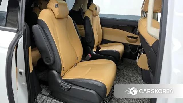 Kia Carnival 4th generation 2023 Белый из Кореи, фото 3