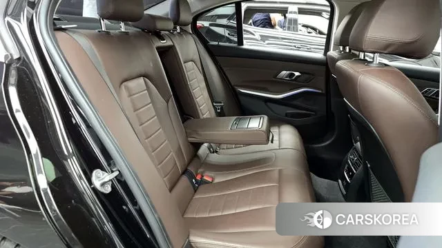 BMW 3 Series (G20) 2021 Черный из Кореи, фото 3