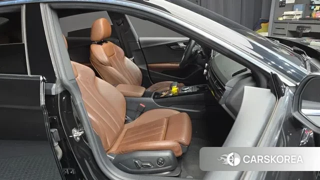 Audi A5 (F5) 2019 Черный из Кореи, фото 3