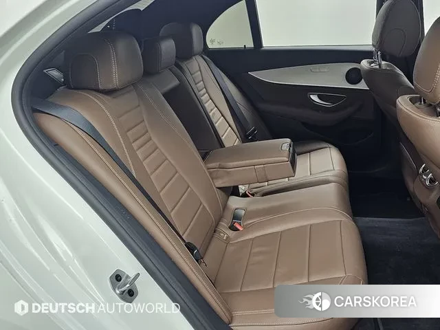 Mercedes-Benz E-Class W213 2020 Белый из Кореи, фото 3