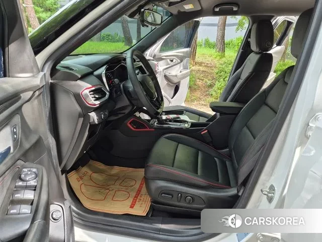 Chevrolet (GM Daewoo) Trailblazer 2021 Белый из Кореи, фото 3