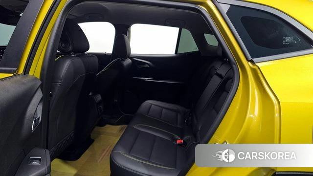 Chevrolet (GM Daewoo) Trax Crossover 2023 Золотой из Кореи, фото 3