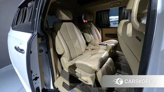 Kia The New Carnival 2018 Белый из Кореи, фото 3