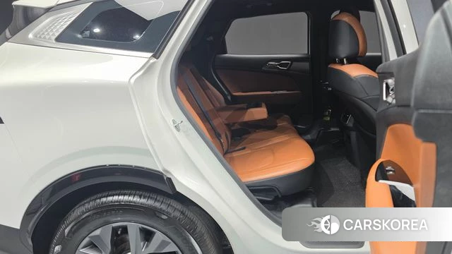 Kia Sportage 5th Generation 2022 Белый из Кореи, фото 3
