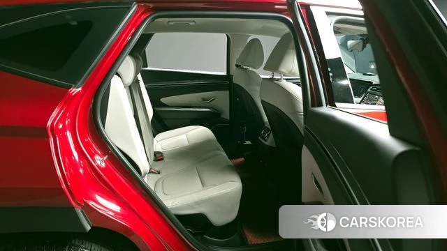 Hyundai Tucson Hybrid (NX4) 2021 Красный из Кореи, фото 3