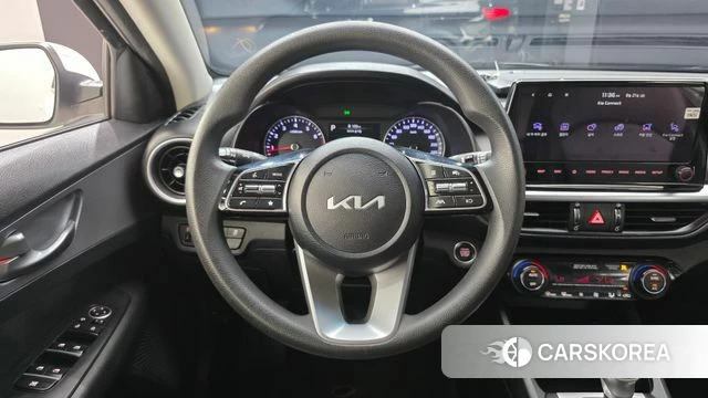 Kia The New K3 2nd generation 2021 Белый из Кореи, фото 3