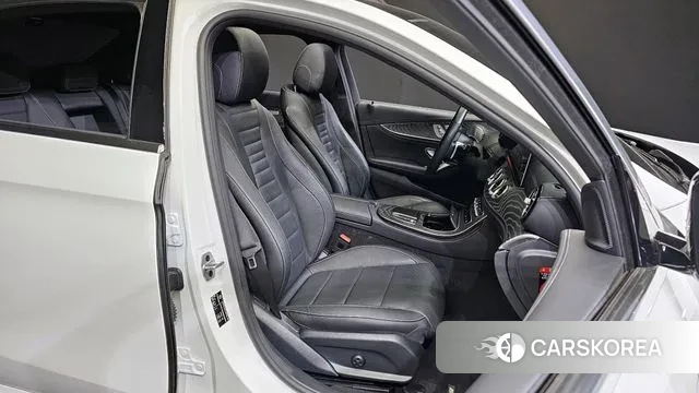 Mercedes-Benz E-Class W213 2022 Белый из Кореи, фото 3