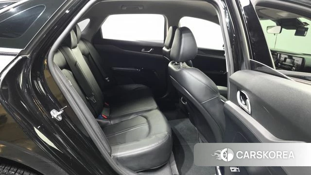 Kia K5 3rd generation 2023 Черный из Кореи, фото 3
