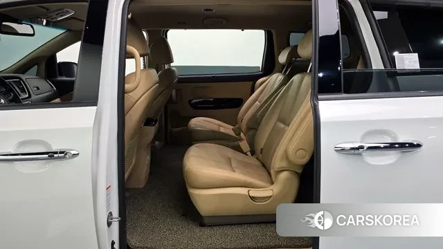 Kia The New Carnival 2018 Белый из Кореи, фото 3