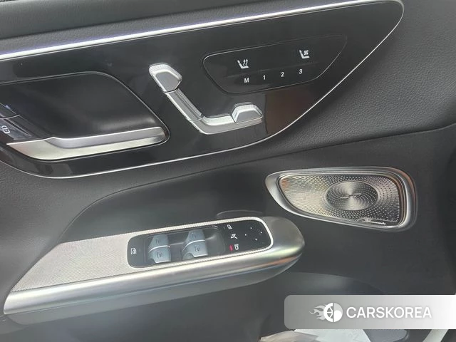 Mercedes-Benz GLC-Class X254 2025 Белый из Кореи, фото 3