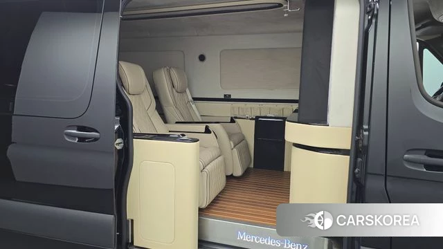 Mercedes-Benz Sprinter 2023 Черный из Кореи, фото 3