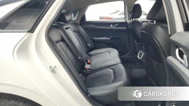 Kia K5 3rd generation 2021 Белый из Кореи, фото 3