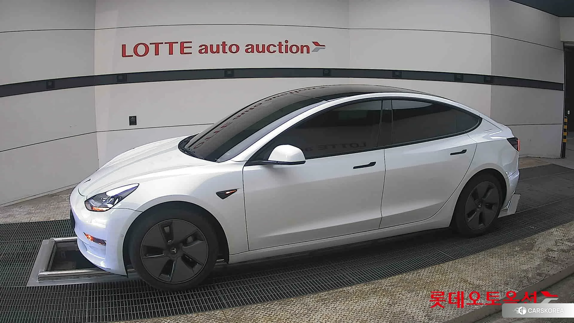 Tesla Model 3 Long Range 2022 Pearl White Multi-coat из Кореи, фото 3