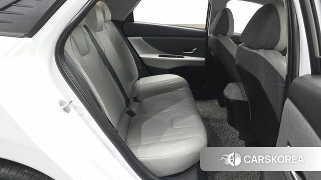 Hyundai Avante (CN7) 2021 Белый из Кореи, фото 3