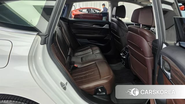 BMW 6 Series GT (G32) 2018 Белый из Кореи, фото 3