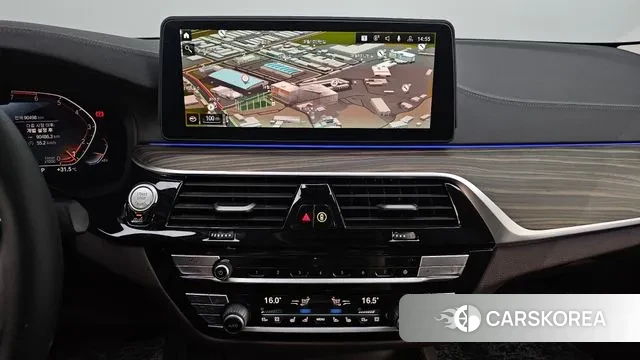 BMW 5 Series (G30) 2022 Черный из Кореи, фото 3