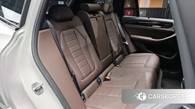 BMW X3 (G01) 2024 Белый из Кореи, фото 3